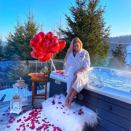 Be Be Chalet - Premium Jacuzi & Private Pool Буковел Екстериор снимка
