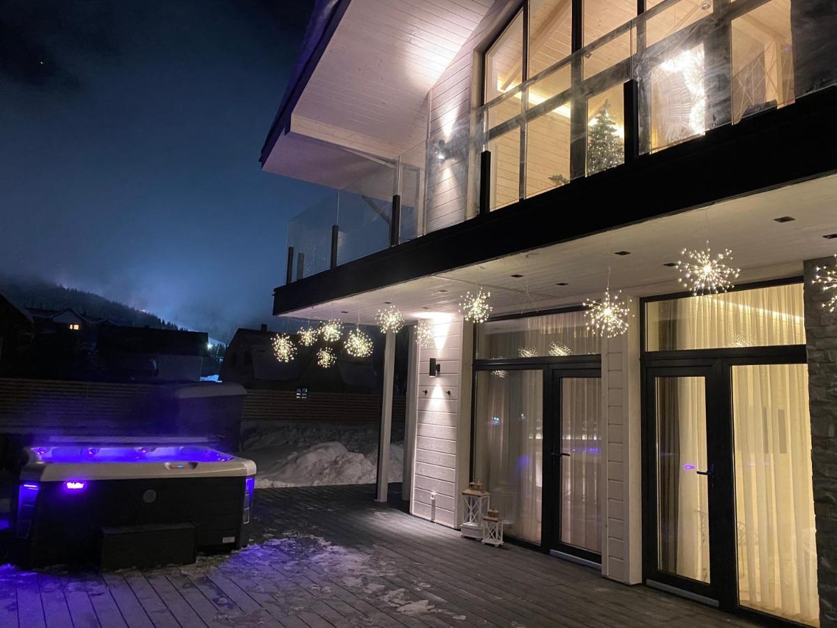 Be Be Chalet - Premium Jacuzi & Private Pool Буковел Екстериор снимка